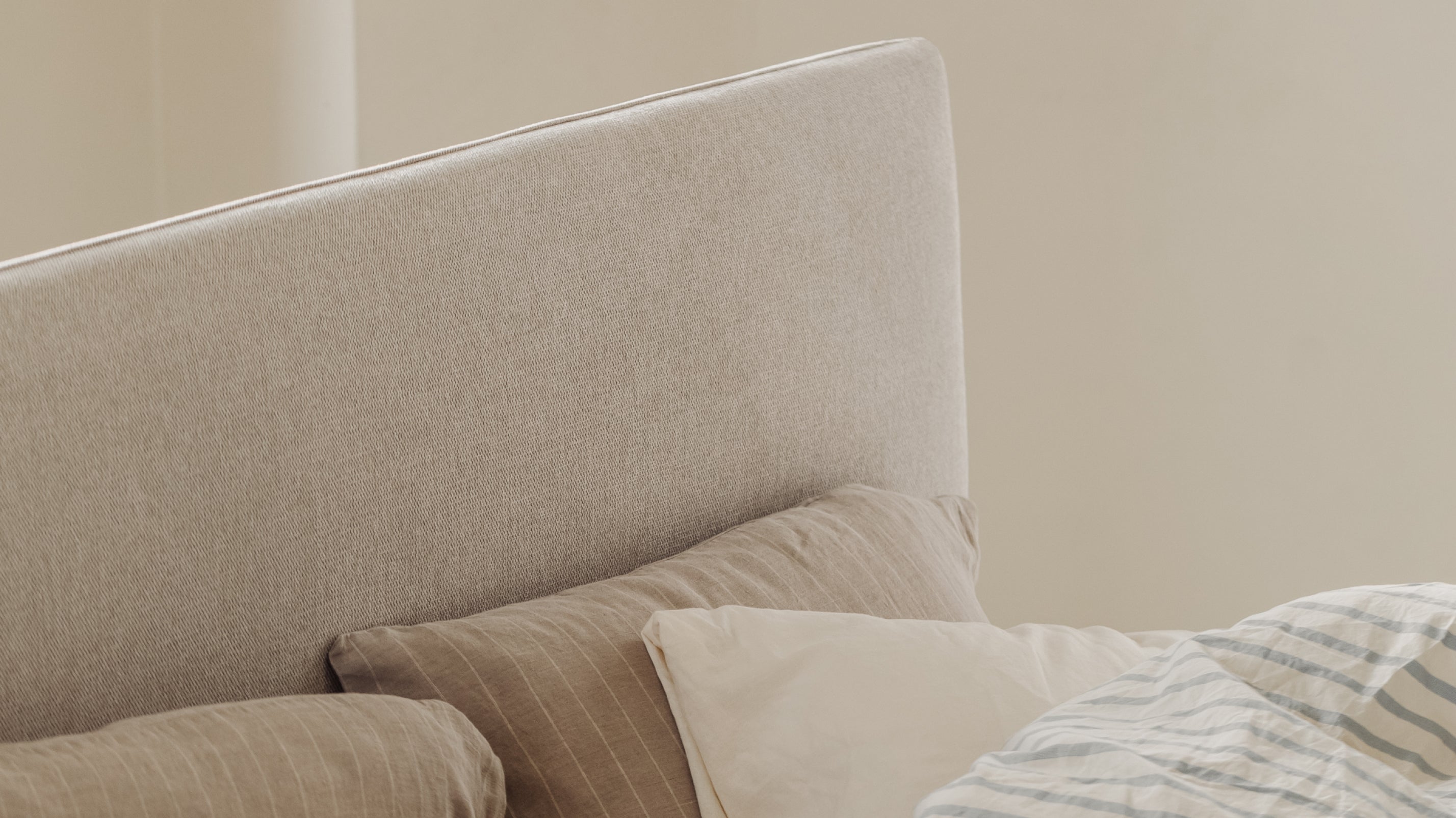 Wave Bed High Headboard with Storage, Queen, Latte