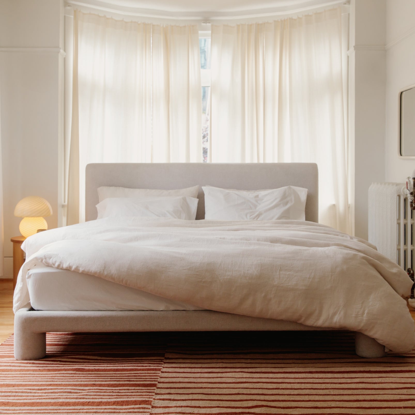 Lunar Bed, King, Latte