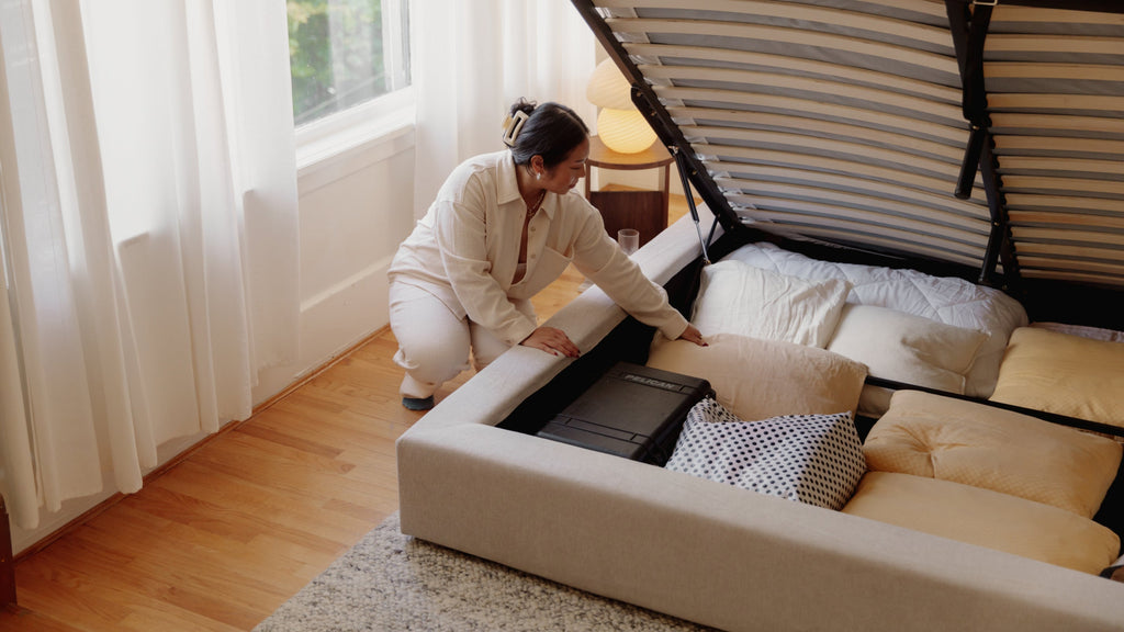 Quilt Bed With Storage, King, Latte