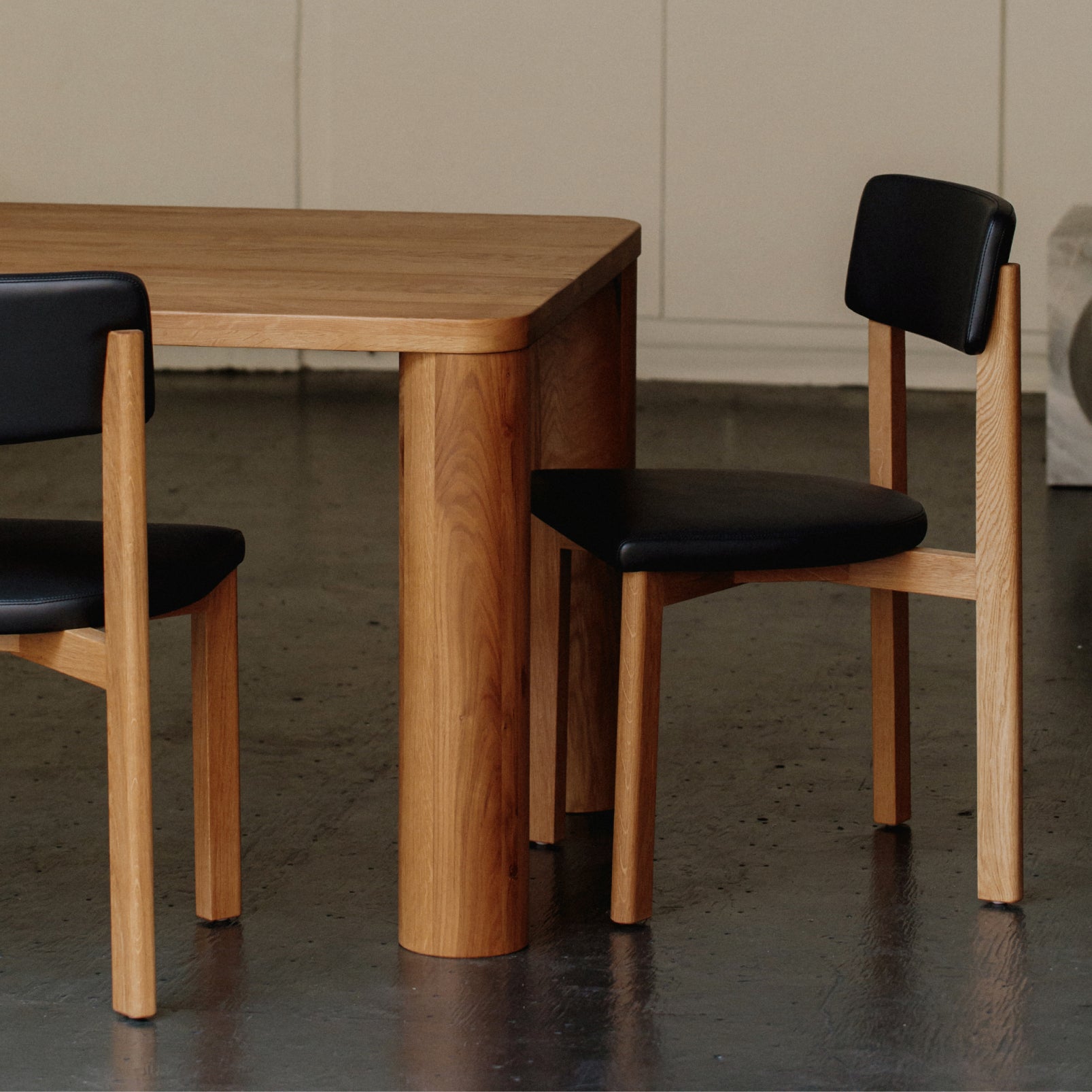 Frame Dining Chair, Oak, Caviar
