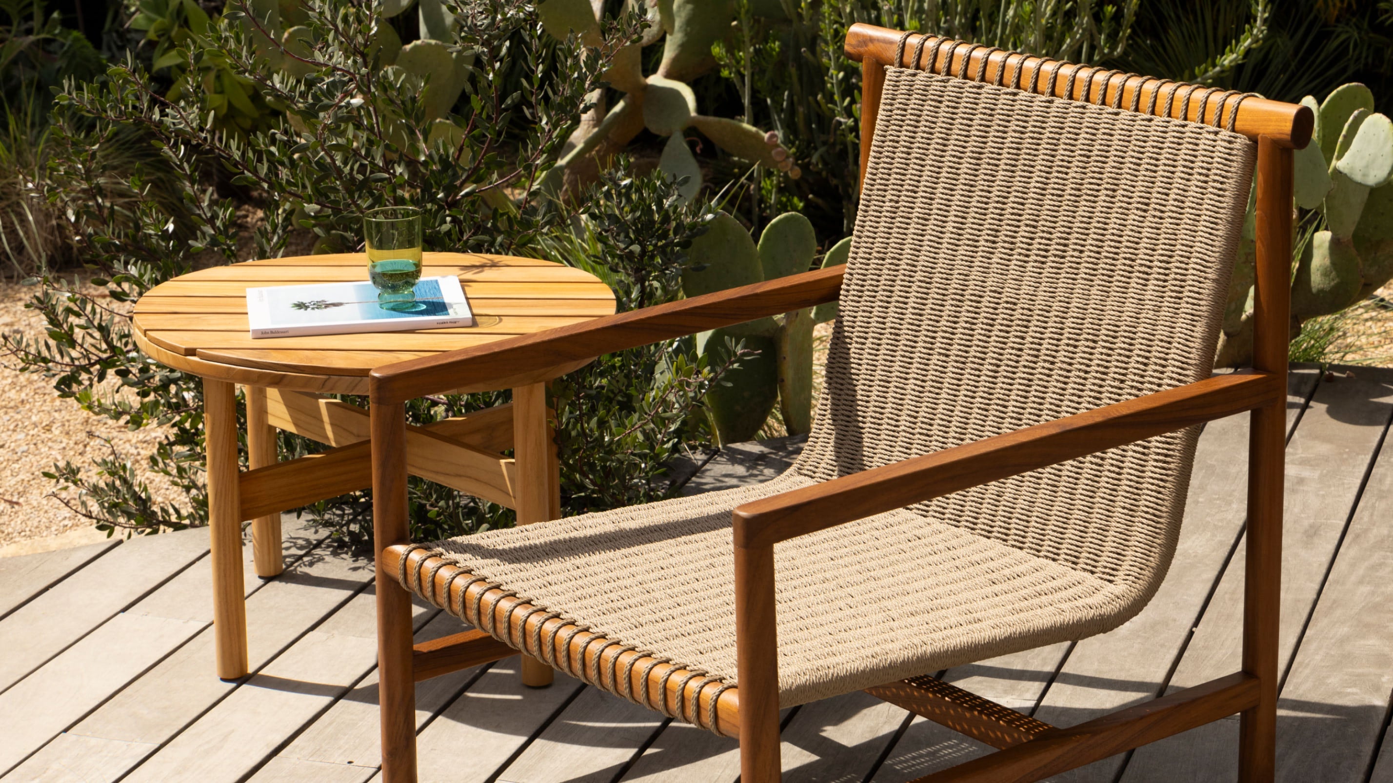 Table Talk Outdoor Coffee Table, Small, Teak