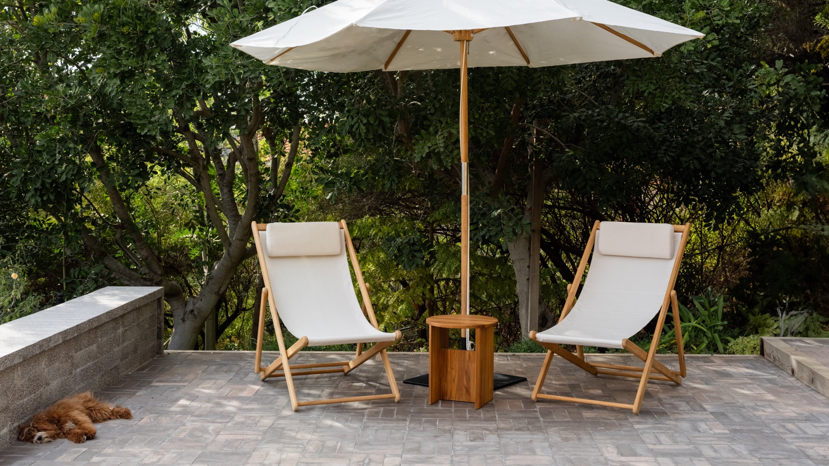 Settle In Outdoor Patio Chair, Large, Tan Stripe